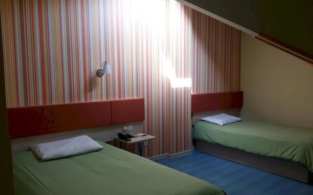 Home Inn (Hefei Wealth Square)