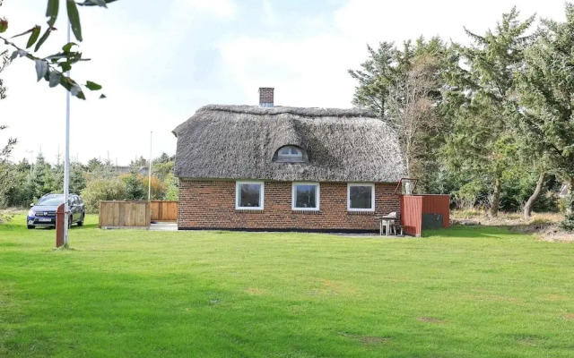6 Person Holiday Home in Ulfborg