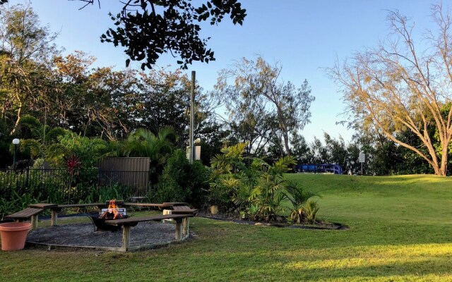 The Shores Holiday Apartments
