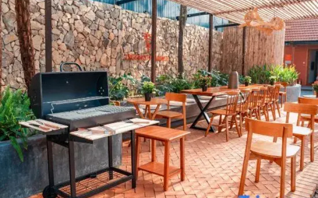 Truong Phu House - Hotel & Apartment