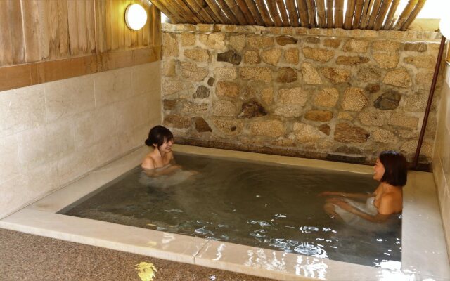 OkutsuHotSpa Ikedaya Kajikaen