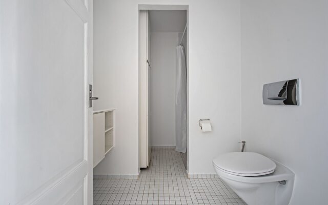 "sanders Square - Spacious 6-bdr. Apt. Near Nyhavn"