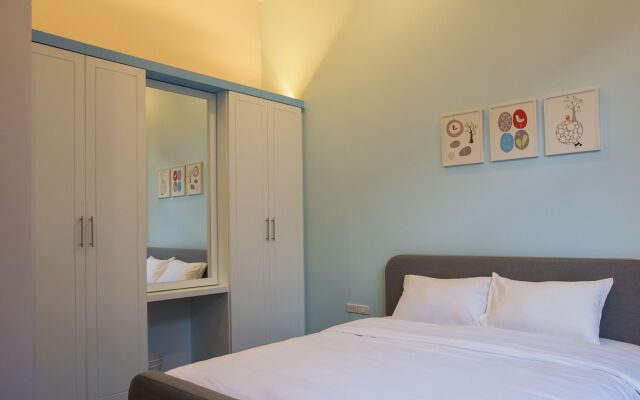 WE by Sirin Pool Villa Huahin