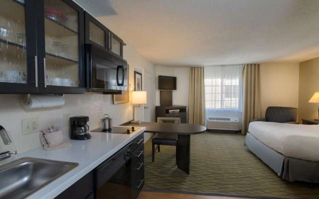 Candlewood Suites Rogers / Bentonville by IHG