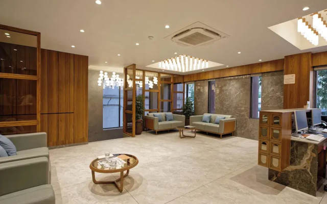 Hotel Plenteous Inn