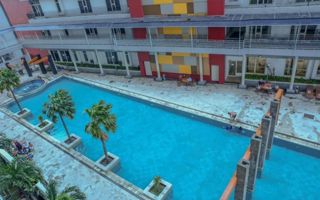 Apt 1 BR Gardenia Boulevard w Swim Pool