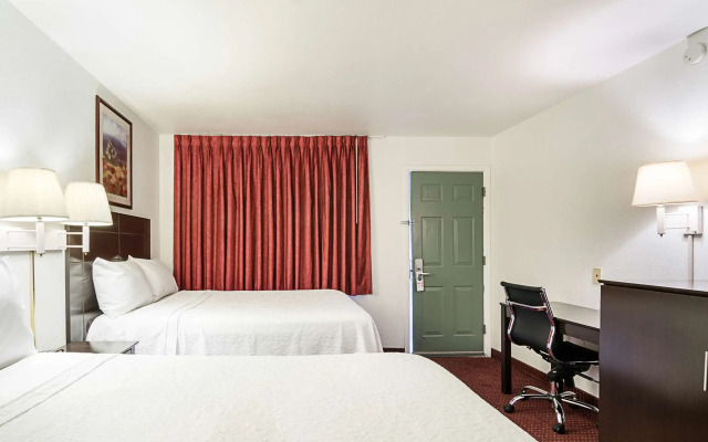 Rodeway Inn