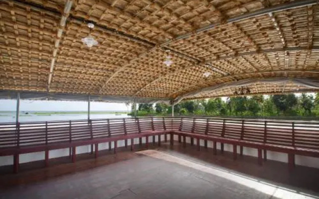 Shivaganga Houseboat