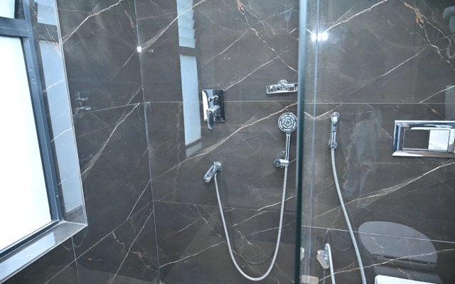 Urvi Banquets & Guest House