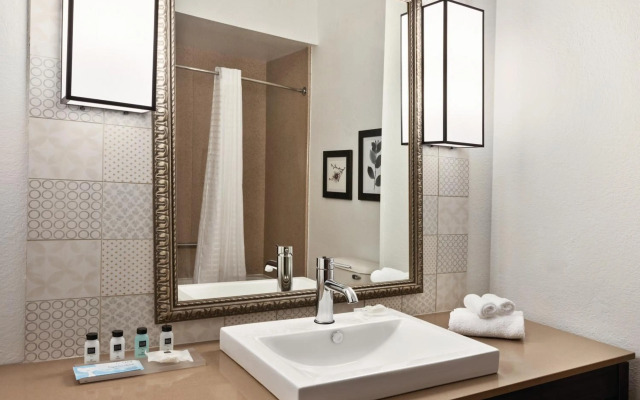 Country Inn & Suites by Radisson, Byram/Jackson South, MS