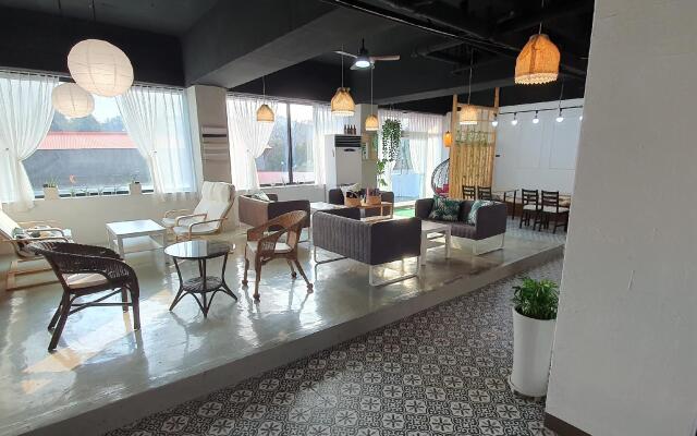 Gunsan La Siesta Hotel