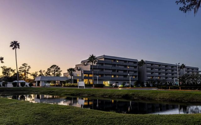 Palazzo Lakeside Hotel