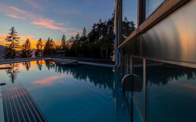 NIDUM - Casual Luxury Hotel