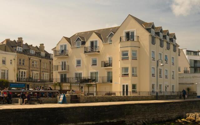 1 Quayside Court