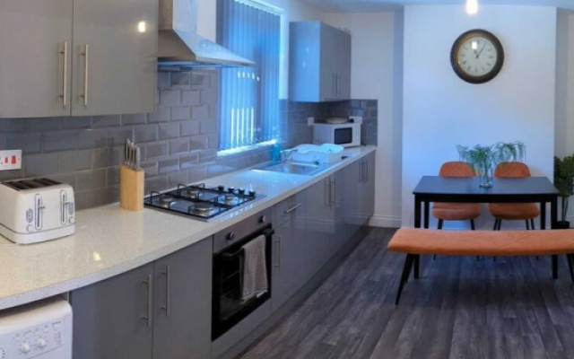 Exquisite Newfield'S 3 Bedroom House W/ Garden