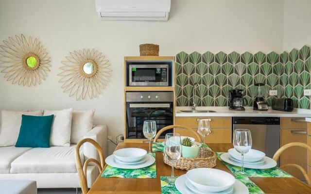 Private Canal Villa 10min to Beach