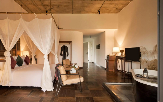 aNhill Boutique – Guest Rooms – Hue