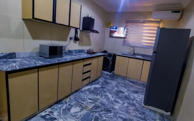 154 Apartment & Hotels