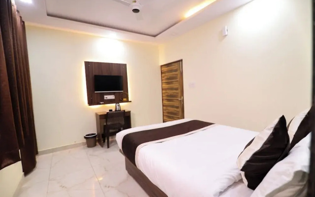 Shree Krishna Inn