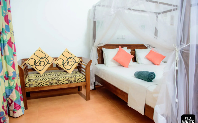 Villa White