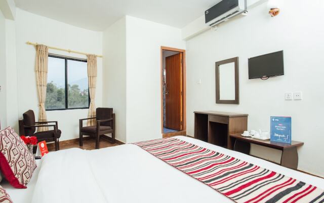 OYO 11456 Hotel Admire