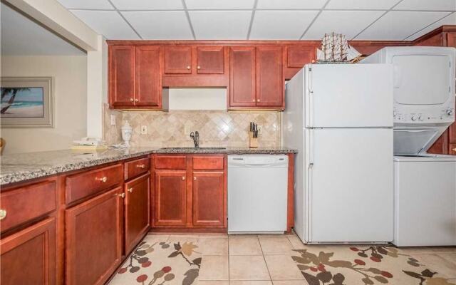 Island Club 1403 - Two Bedroom Condo