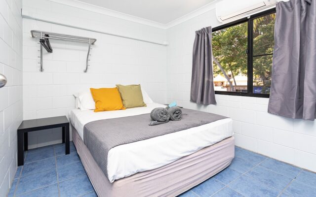 Airlie Sun & Sand Accommodation 6