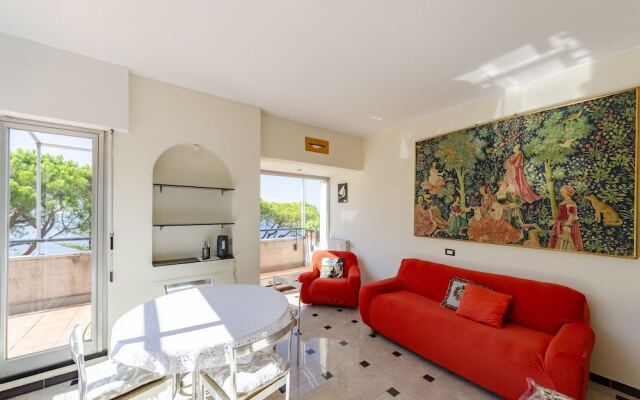 JOIVY Flat W/Terrace & Sea View