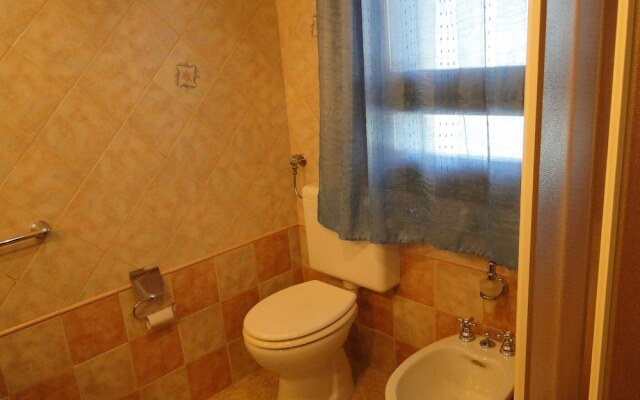 Secluded Holiday Home in Matino With Swimming Pool