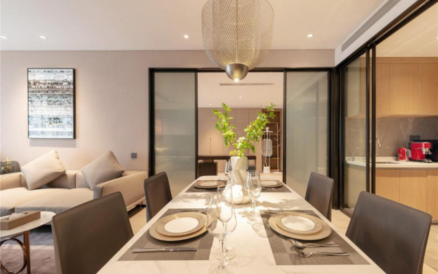 Cresasia Residence