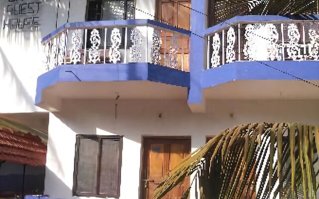 Om Yoga Shala & Guest House