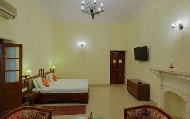 Hotel Sunrise Palace By Sky Stays
