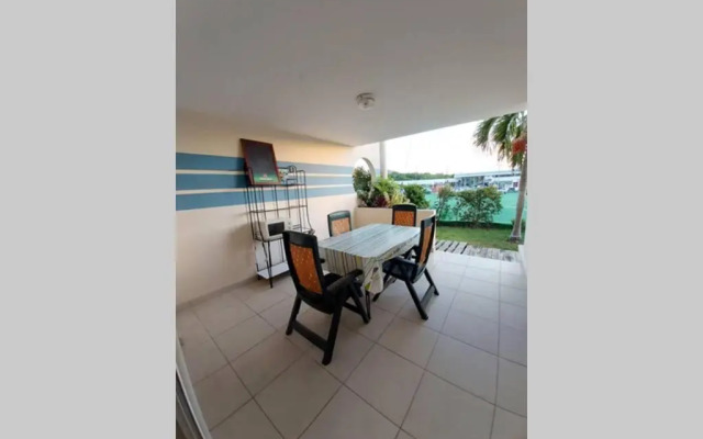 Appartement face à la marina du marin martinique