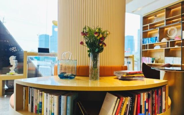 Atour Hotel Beijing Lize Financial Business District