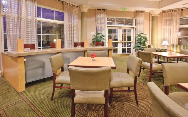 La Quinta Inn & Suites by Wyndham Winston-Salem