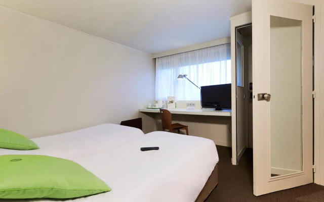 Campanile Besancon Nord Ecole Valentin