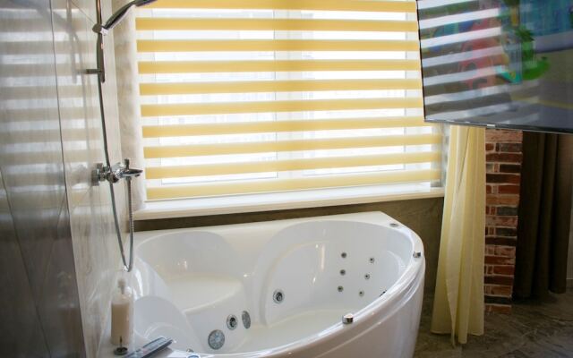Hot Tub VIP SMART ApartHotel