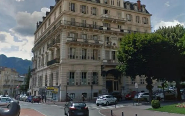 Studio indépendant centre ville Aix les bains