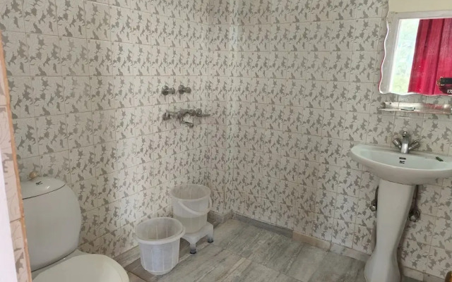 Hotel Savi Shallidrishya