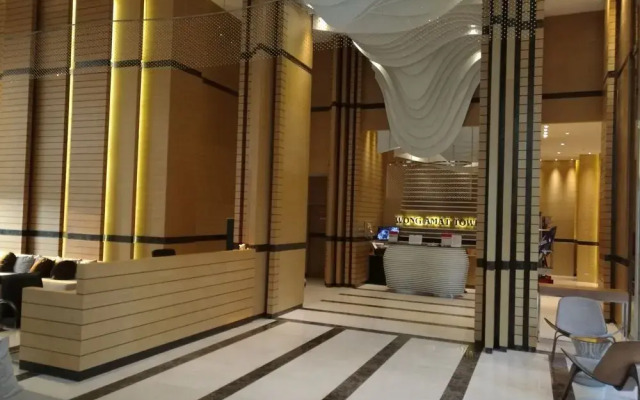 Wong Amat Tower - 65 SQM 1 BR Suite