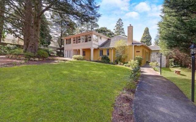 Woodford of Leura