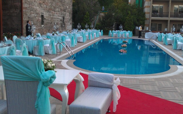 Kervansaray Thermal Convention Center & Spa