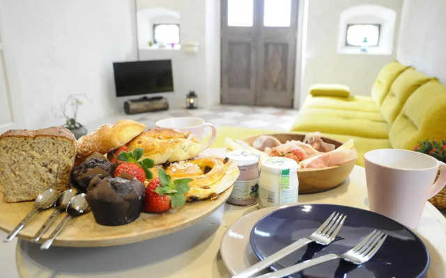 Holliday Charming Home