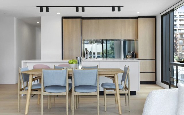 Modern & elegant living Wynyard Quarter
