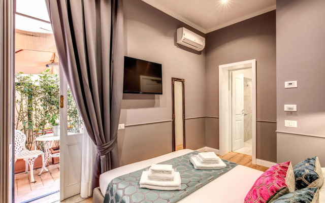 Tree Charme Parliament Boutique Hotel