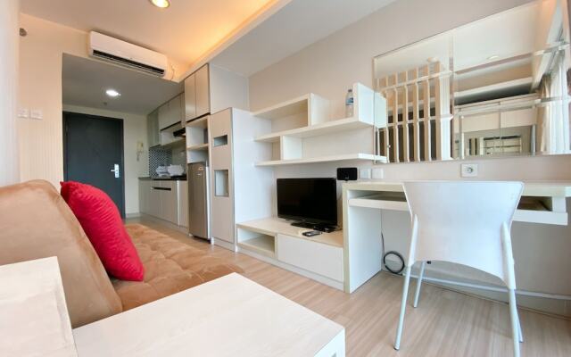 Elegant And Comfortable Studio At Tamansari The Hive Apartment