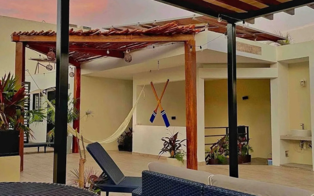 1 Br Great Location Spacious Rooftop Pool