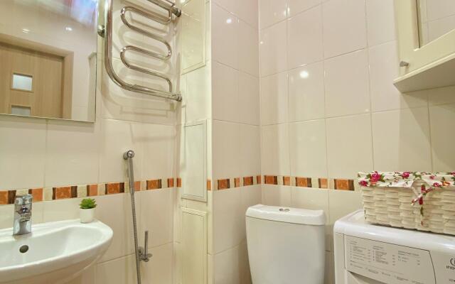 Comfort Apartment on Volodarsky St. 19