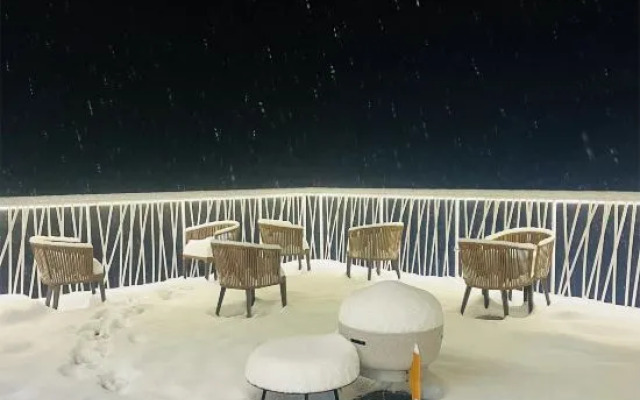 Heyi Shanyin Homestay (Linyishan Huaqing Palace)