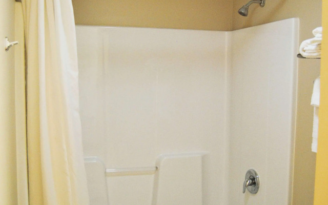 Americas Best Value Inn & Suites St. Clairsville Wheeling
